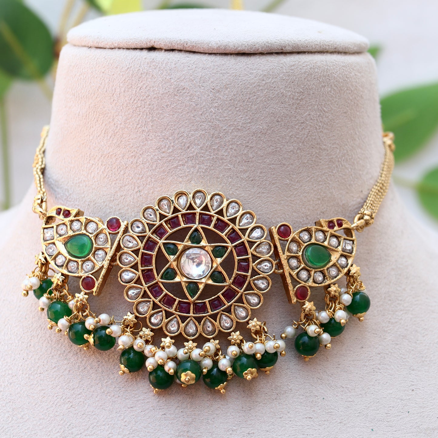 Surya Kemp Stone Choker Set