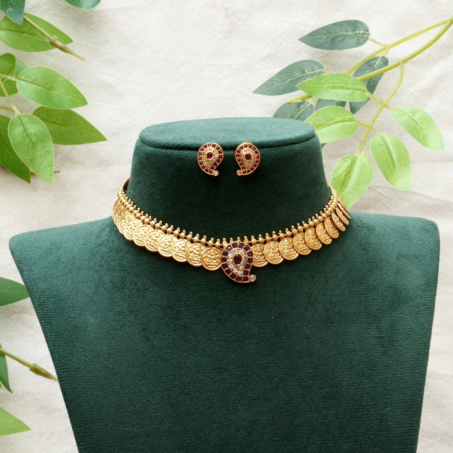 Kasulaperu Necklace