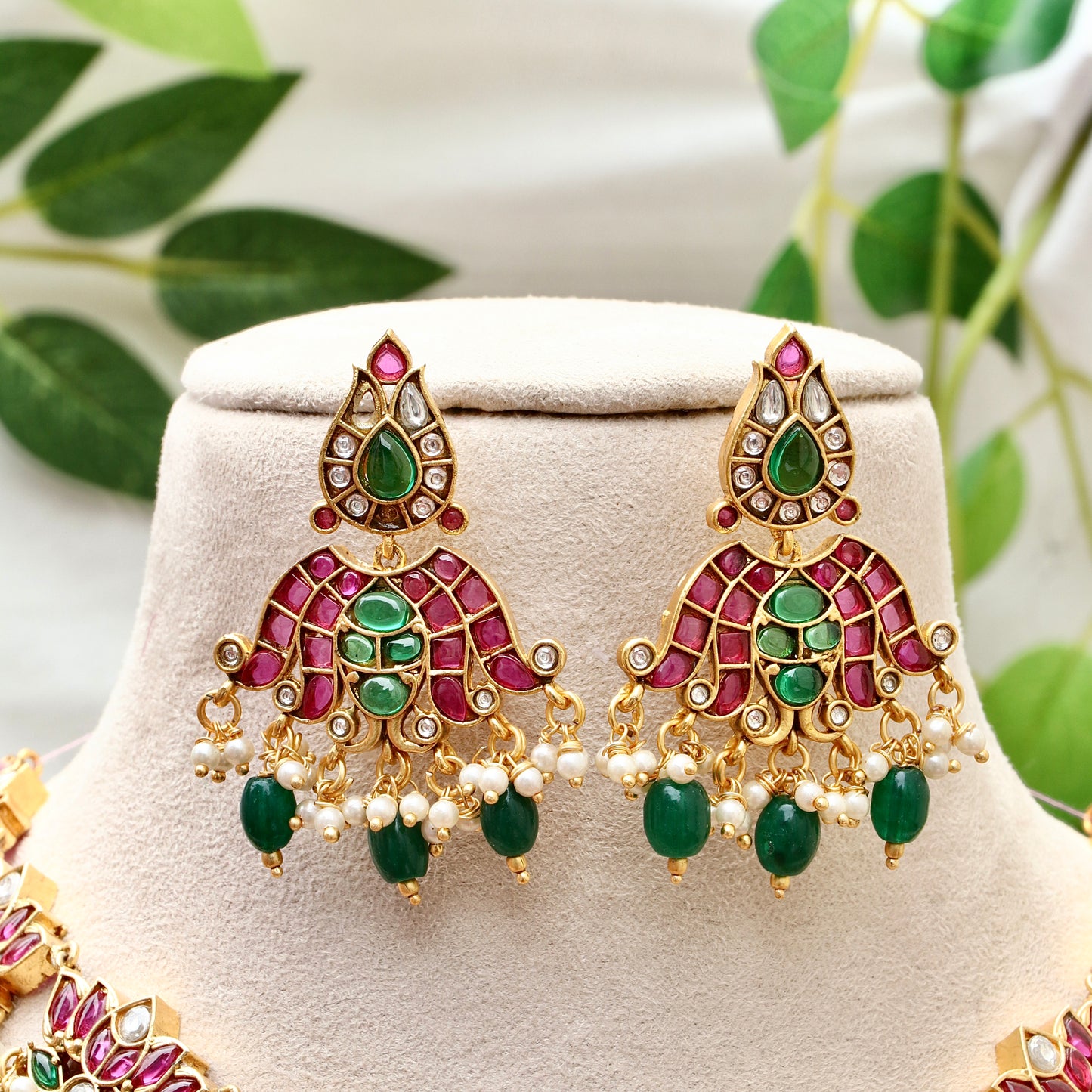 Kundan Kemp Necklace