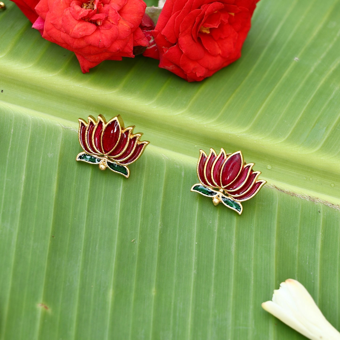 Lotus Necklace Set