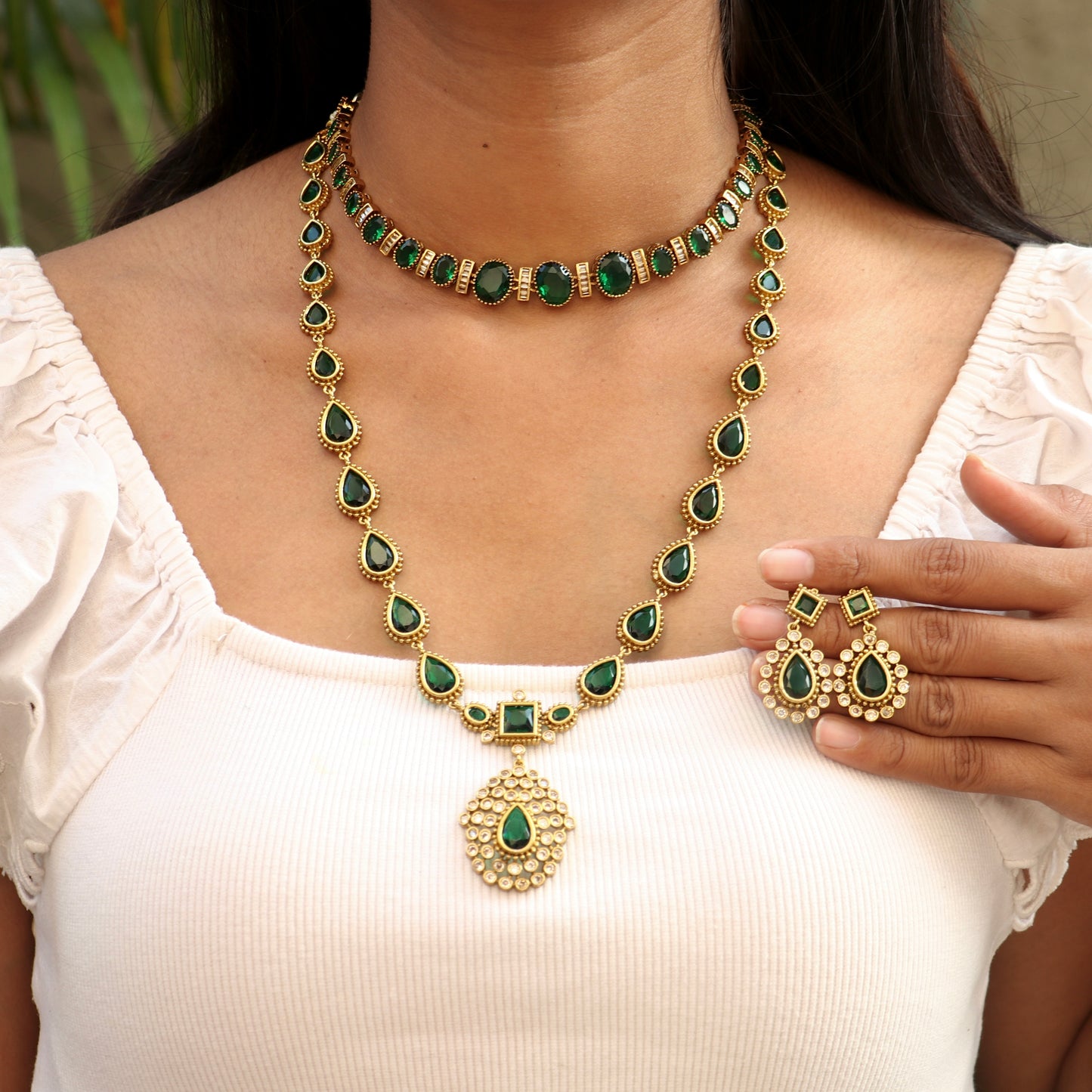 Emerald Jewellery Set