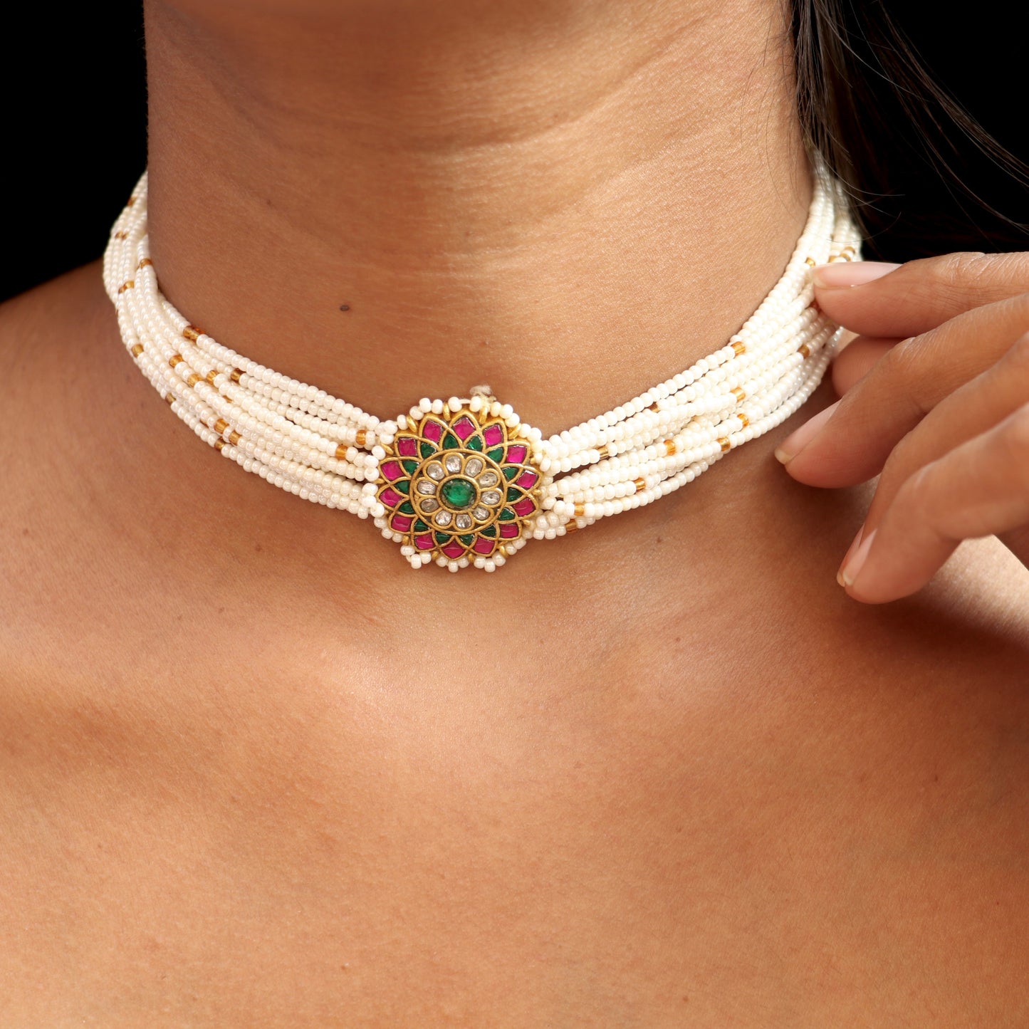 Jadau Kundan Pendant White Beads Choker