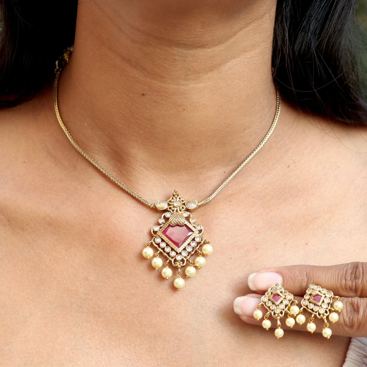 Pink Stone Antique Attigai Necklace