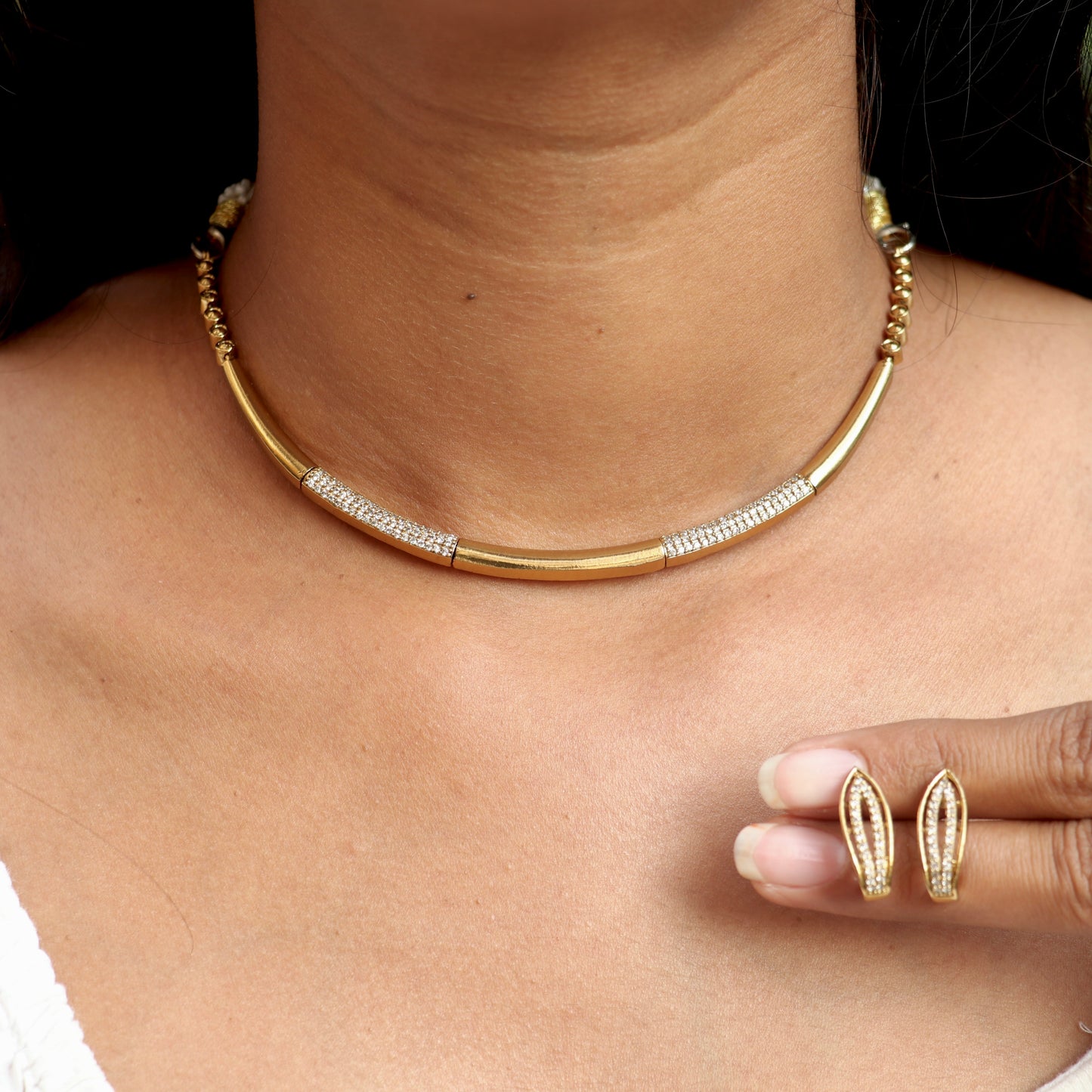 AD Stone Hasli Necklace