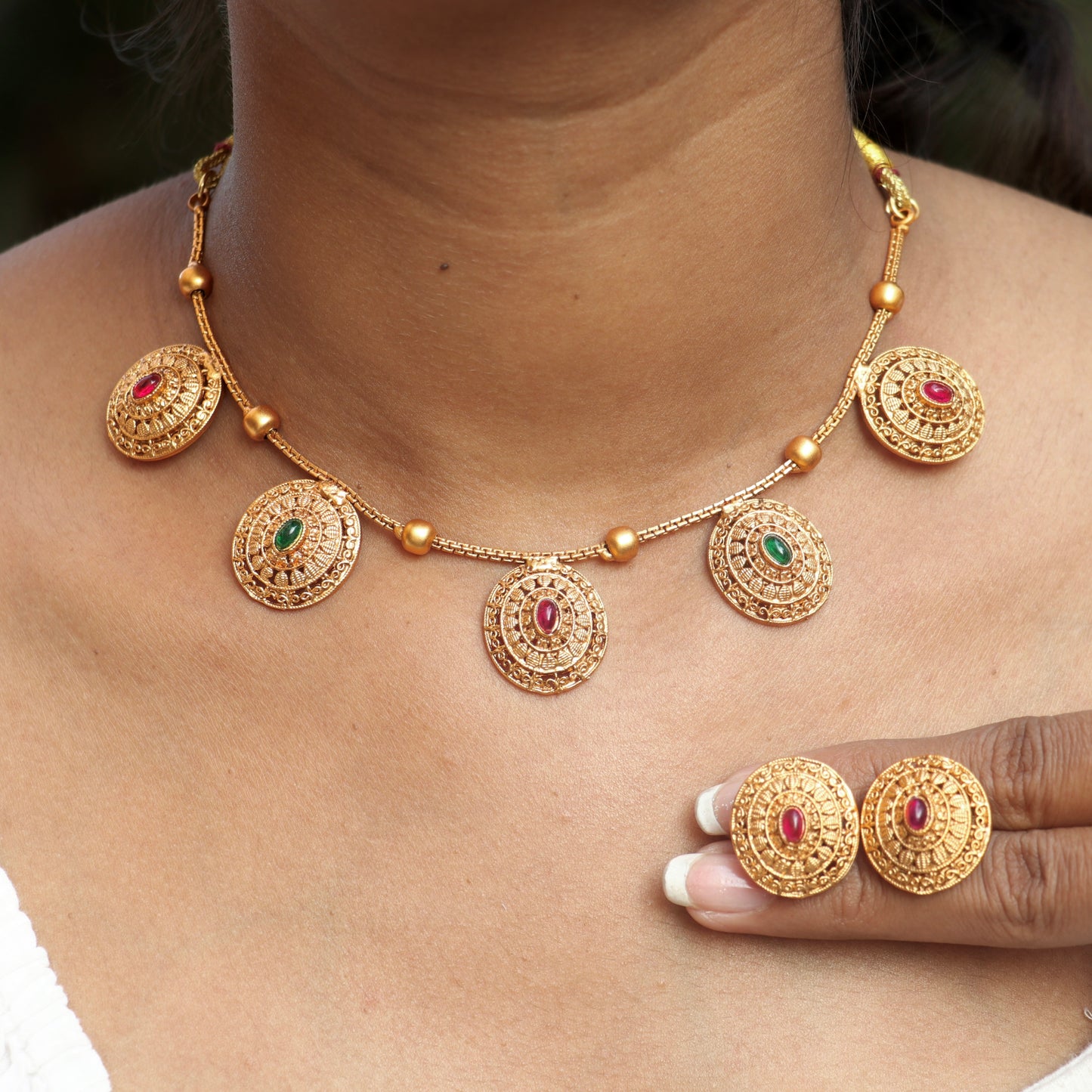 Antique Floral Pendants Chain Necklace