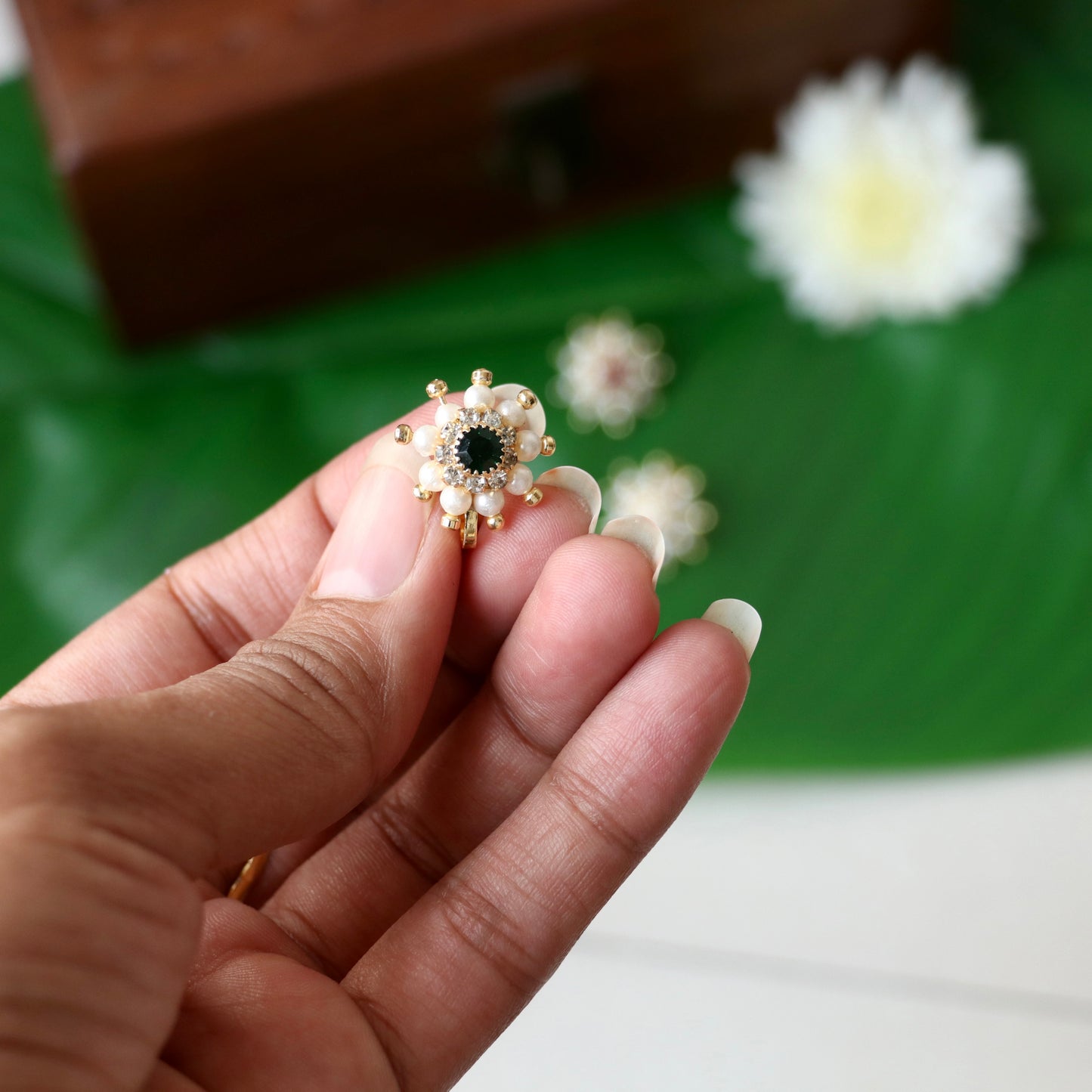 Adjustable Pearl AD Stone Nose Pin