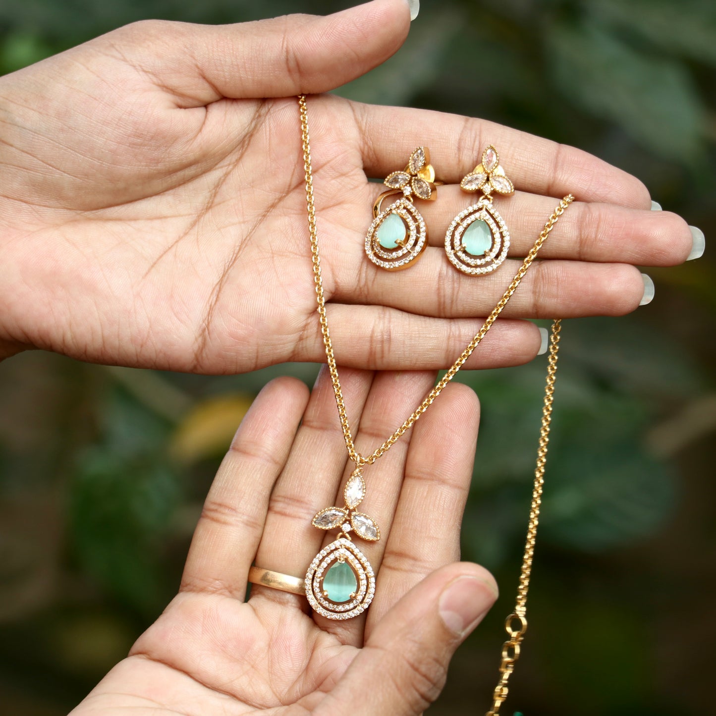 Antique Stone Pendant Chain