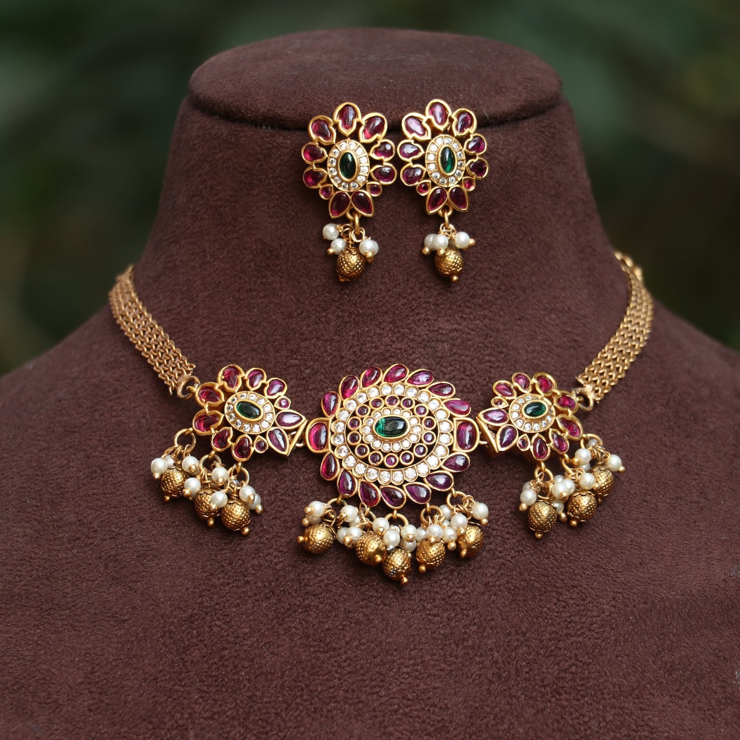 Antique Kemp Stone Choker