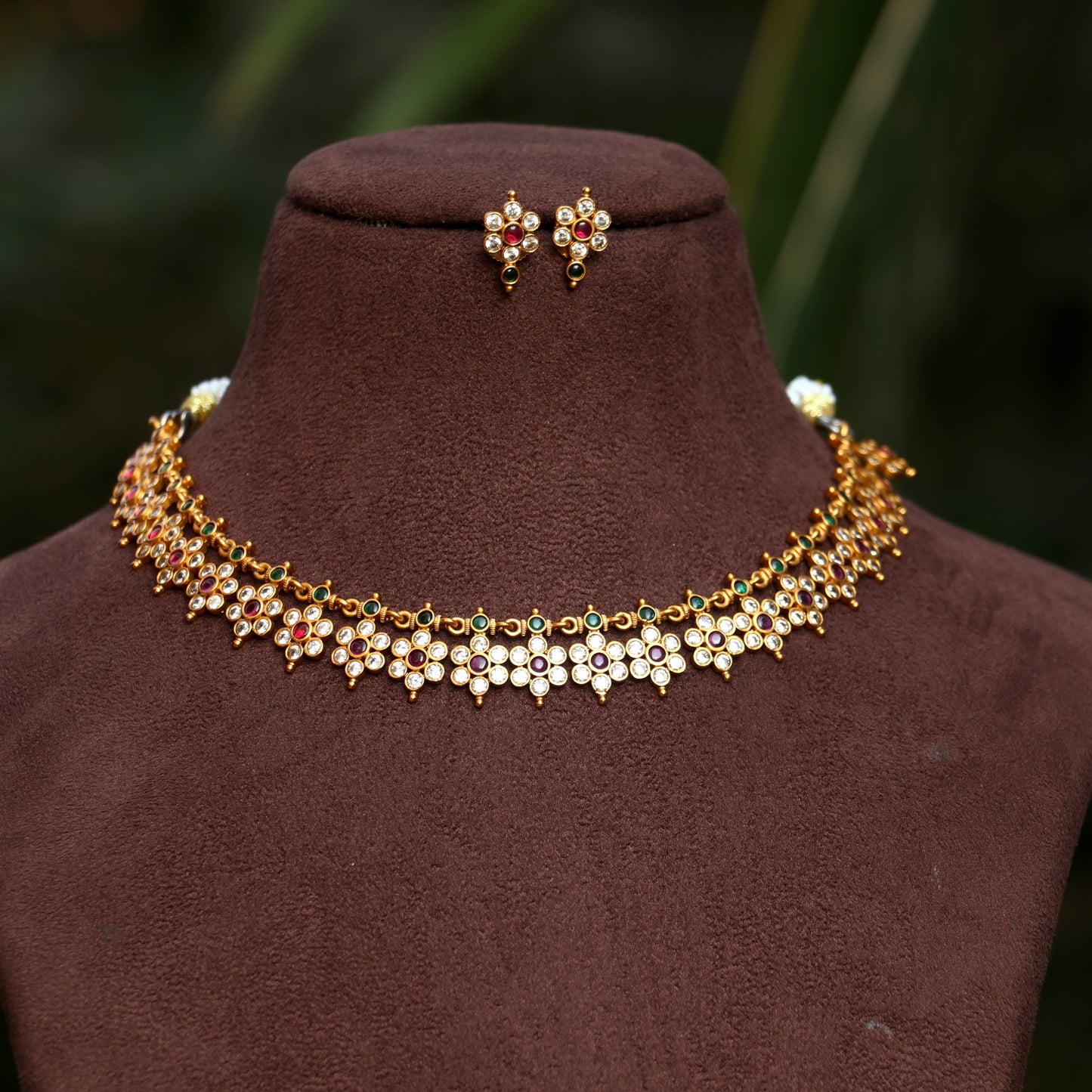 Kemp AD Stone Floral Necklace