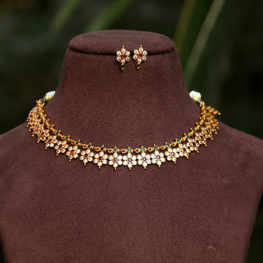 Kemp AD Stone Floral Necklace