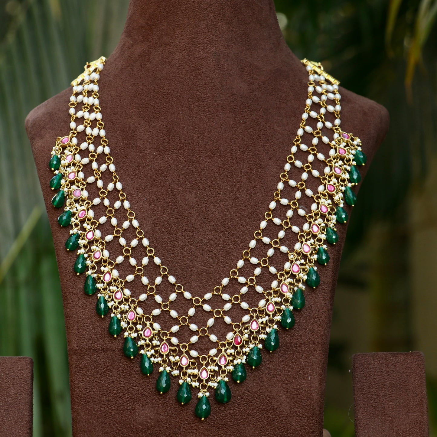 Layered Pearl Emerald Beaded Haram