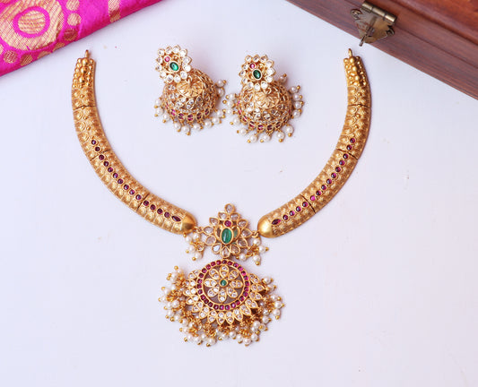 Magnificient Chandbali Necklace Set