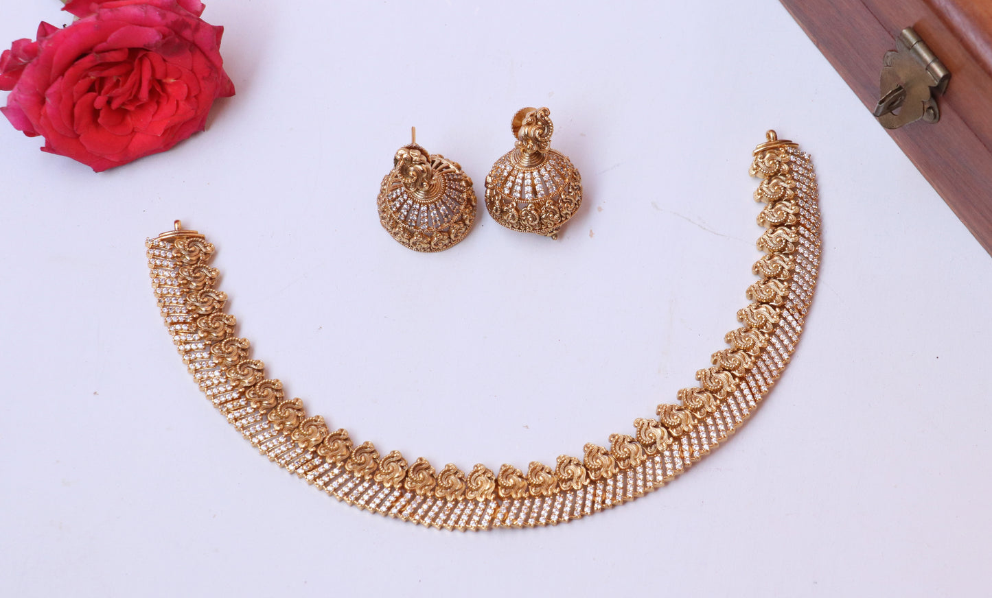 Panash Necklace Set